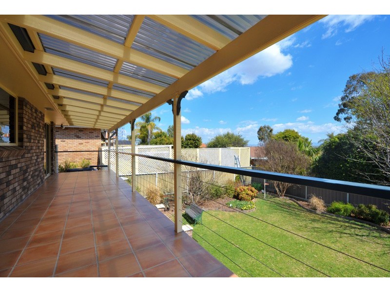 25 Eucalypt Avenue, Oxley Vale NSW 2340