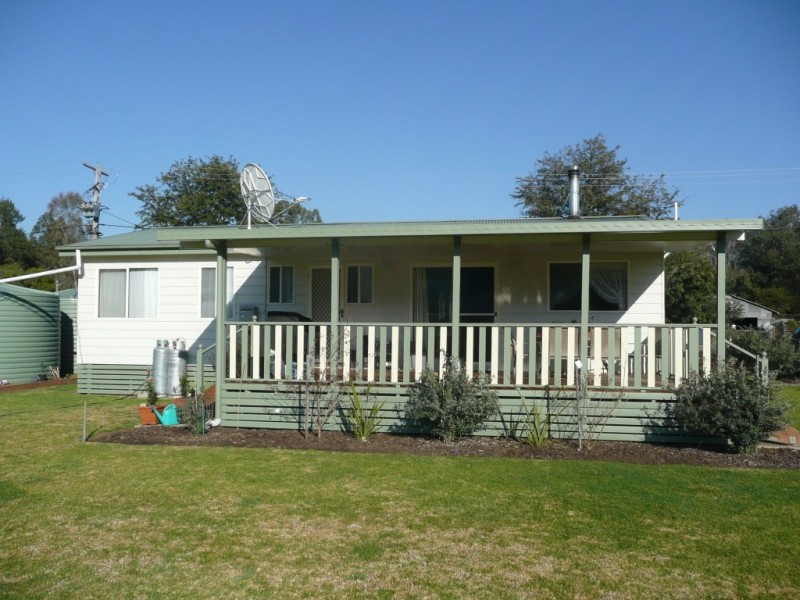 66 – 68 Nundle Road, Woolomin NSW 2340