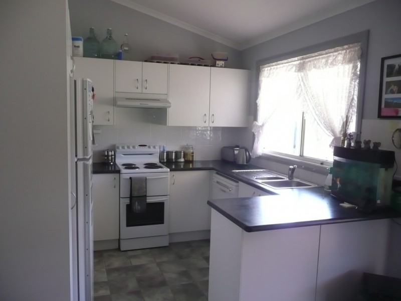 66 – 68 Nundle Road, Woolomin NSW 2340