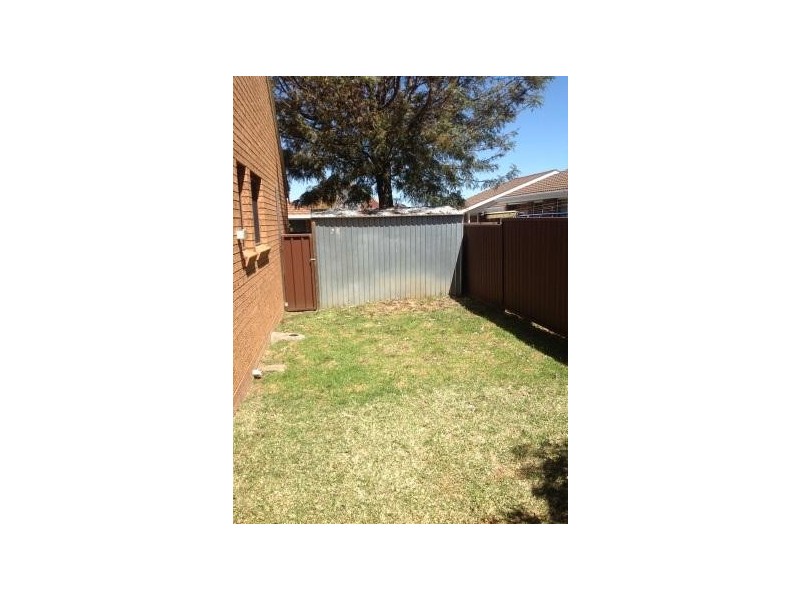 2/8 Hunt Street, Tamworth NSW 2340