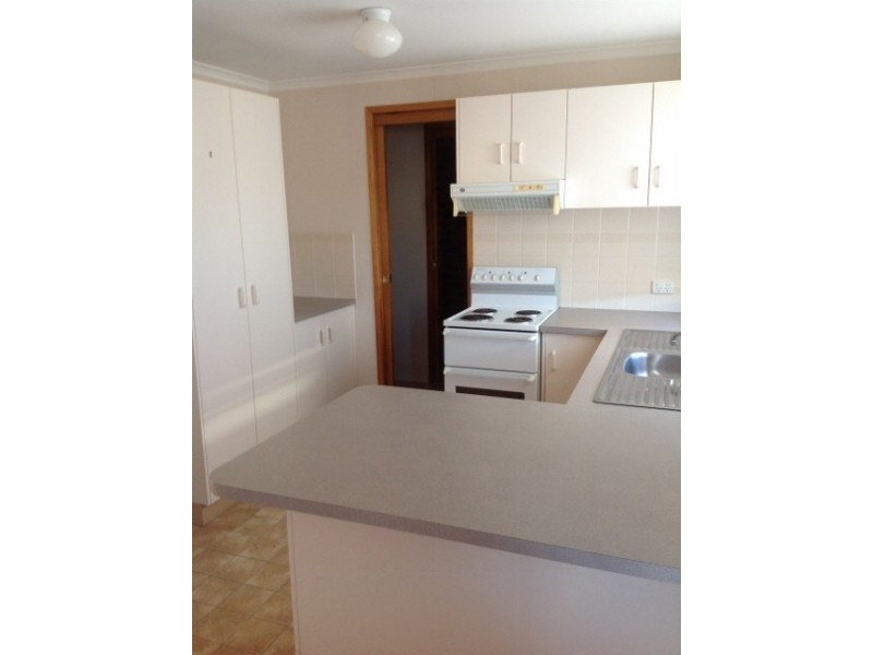 2/41 Piper Street, Tamworth NSW 2340