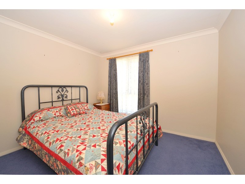 86 Tribe Street, Tamworth NSW 2340