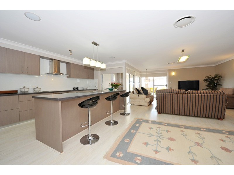 9 Wren Close, Tamworth NSW 2340