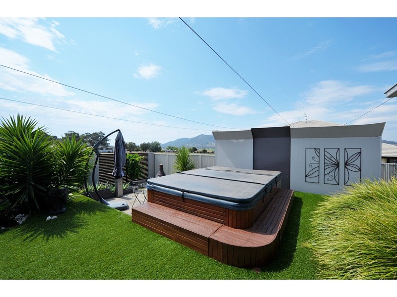 9 Wren Close, Tamworth NSW 2340