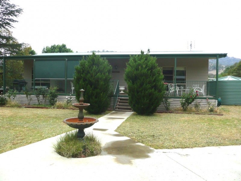 54-56 Frederick Street, Woolomin NSW 2340