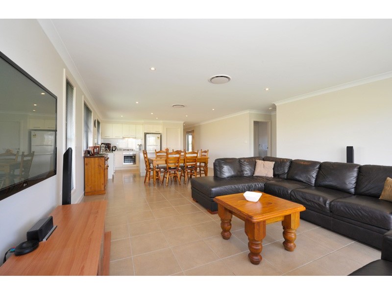 9 Cunningham Street, Tamworth NSW 2340