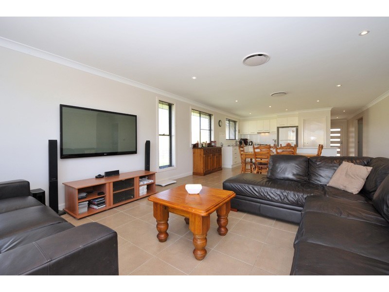 9 Cunningham Street, Tamworth NSW 2340