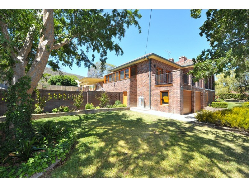 98 Upper Street, Tamworth NSW 2340