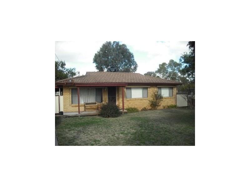 6 Orana Place, Manilla NSW 2346