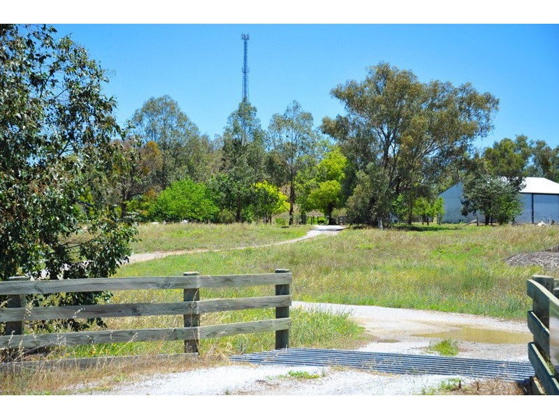 207 Sandy Road, Kootingal NSW 2352