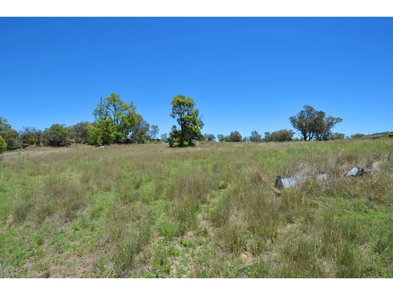 207 Sandy Road, Kootingal NSW 2352