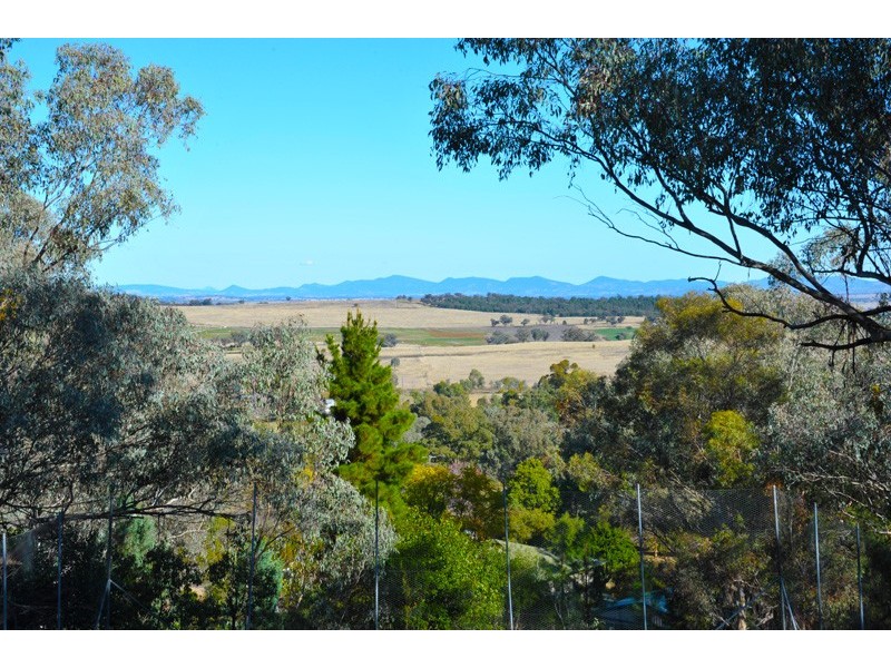 14 Mornington Crescent, Tamworth NSW 2340