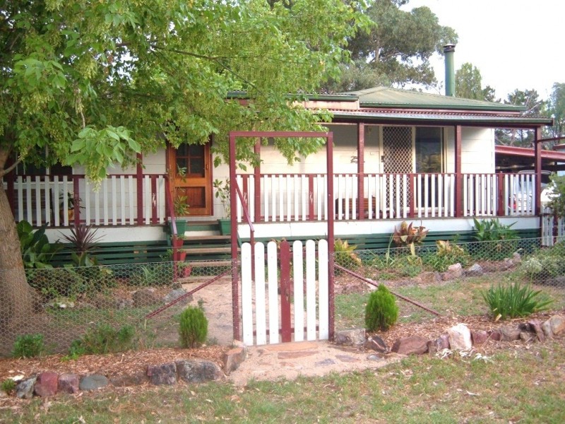 34- 36 Frederick Street, Woolomin NSW 2340