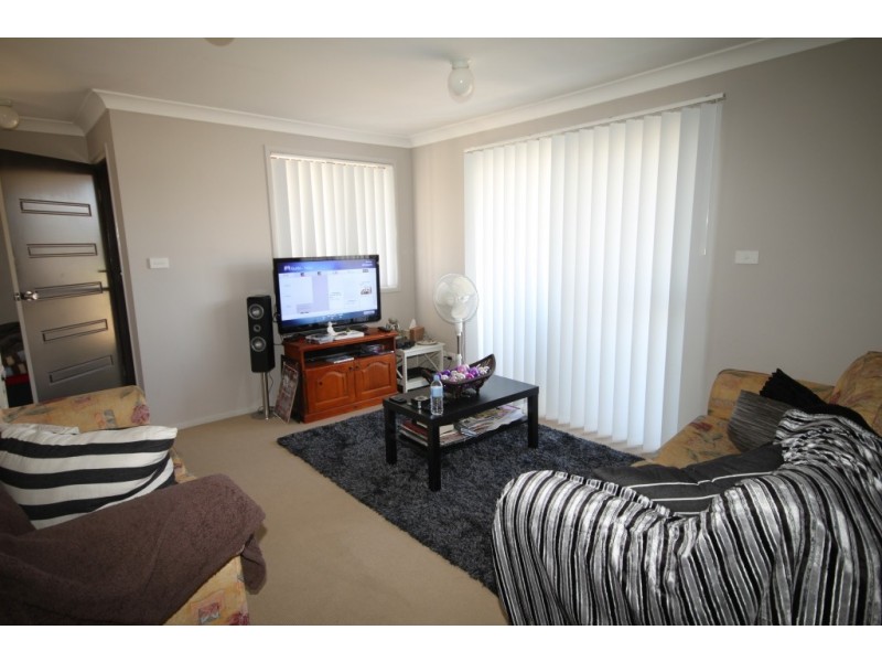 1/14 Rosella Ave, Tamworth NSW 2340