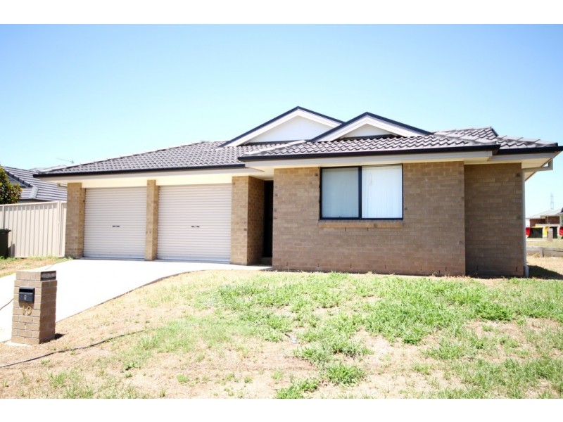 1/10 Falcon Drive, Tamworth NSW 2340