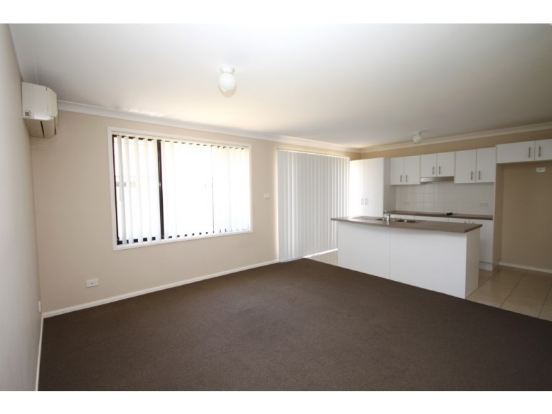 1/10 Falcon Drive, Tamworth NSW 2340