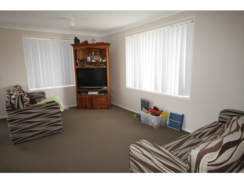 2/14 Rosella Ave, Tamworth NSW 2340