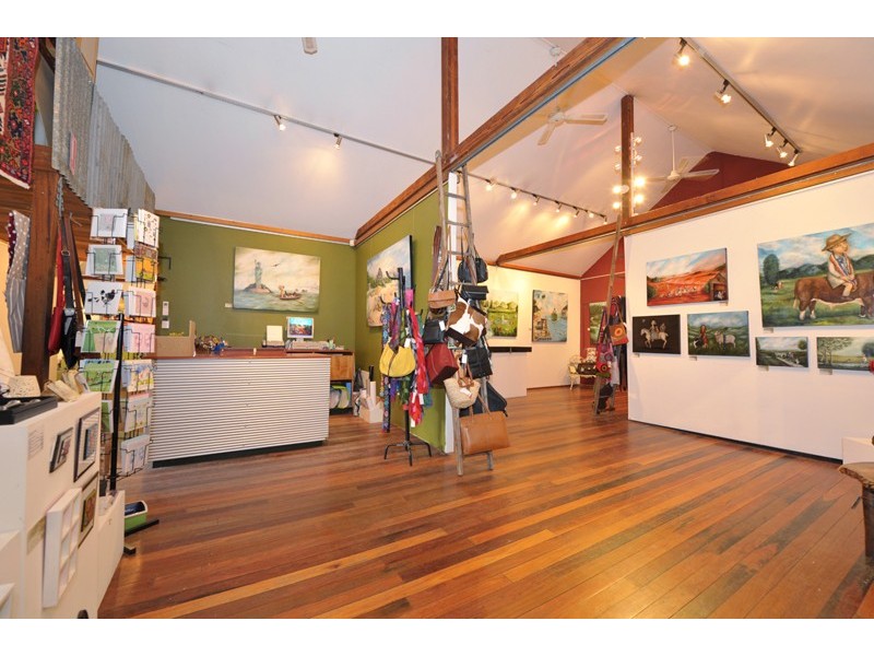 192 Brisbane Street- Weswal Gallery, East Tamworth NSW 2340