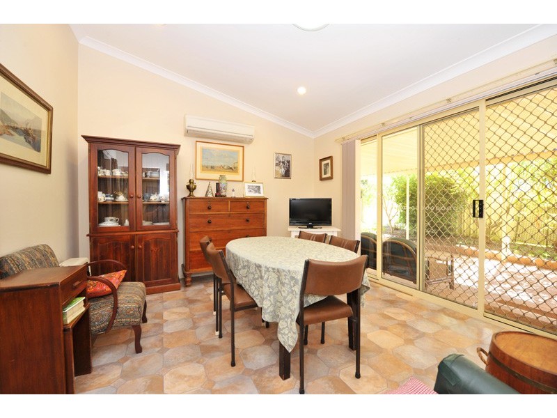 24 Overlanders Way, Tamworth NSW 2340