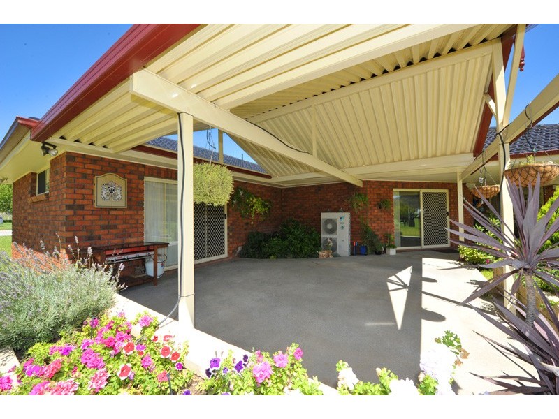 17 Catherine Way, Tamworth NSW 2340