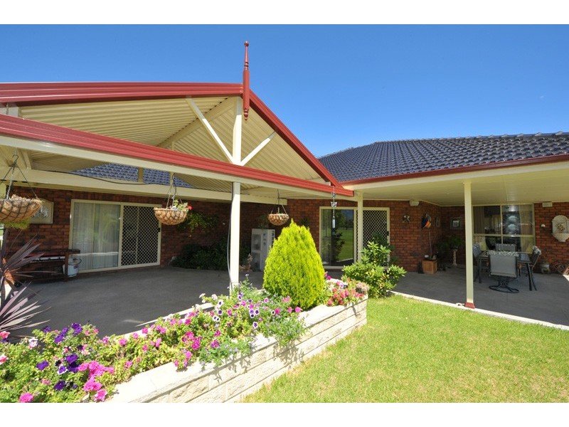 17 Catherine Way, Tamworth NSW 2340