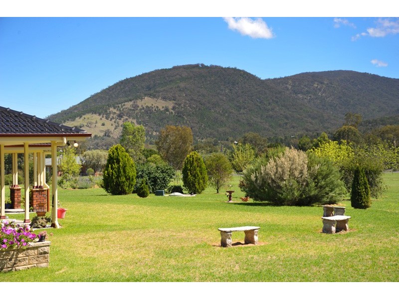 17 Catherine Way, Tamworth NSW 2340