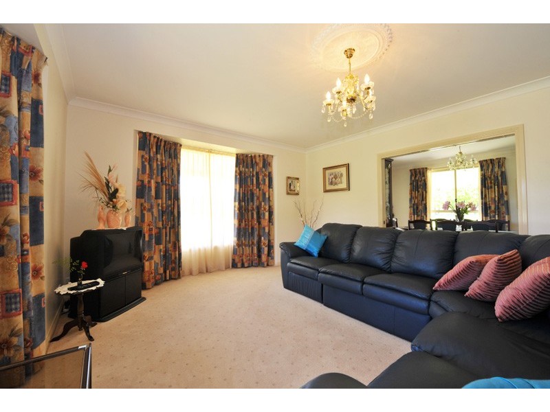 17 Catherine Way, Tamworth NSW 2340
