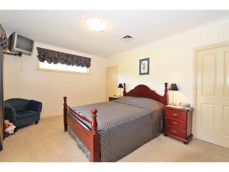 17 Catherine Way, Tamworth NSW 2340