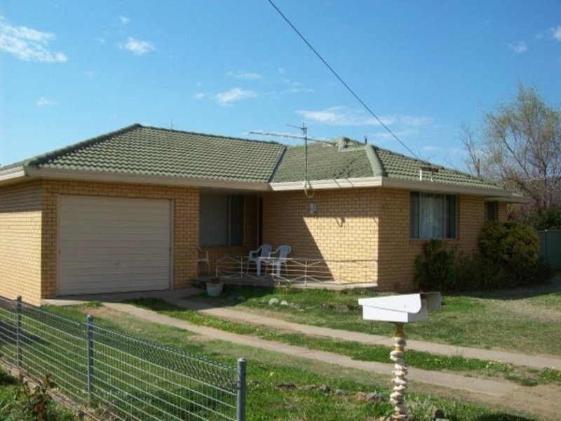 43 Edward Street., Tamworth NSW 2340