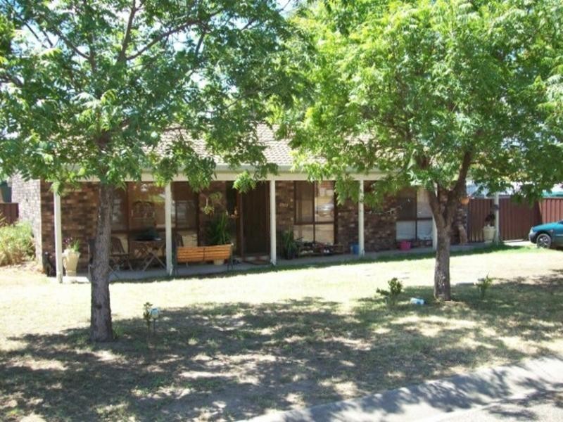 2 Carole Drive., Kootingal NSW 2352