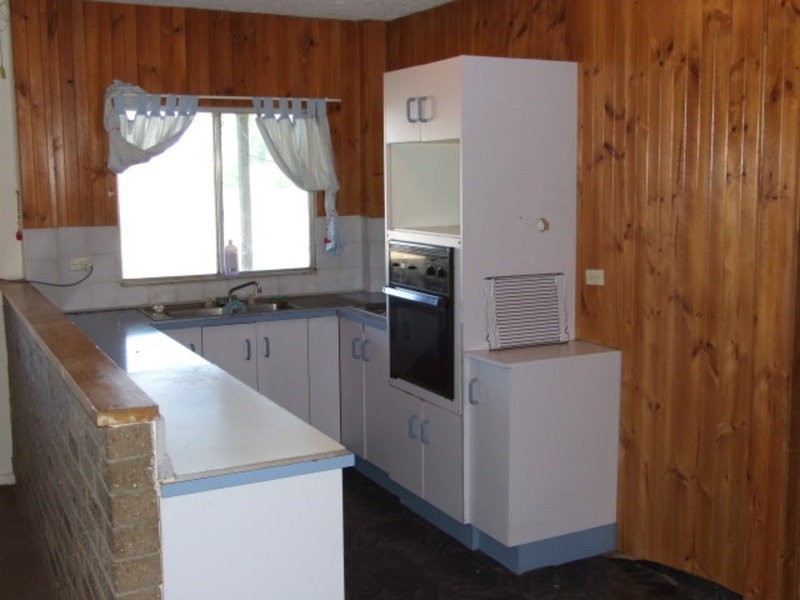 5 Roberts Road., Tamworth NSW 2340