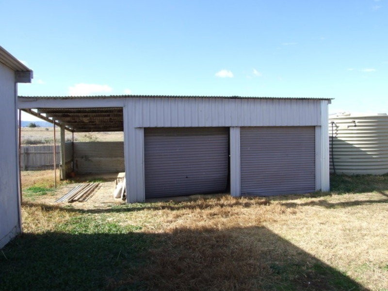 5 Roberts Road., Tamworth NSW 2340