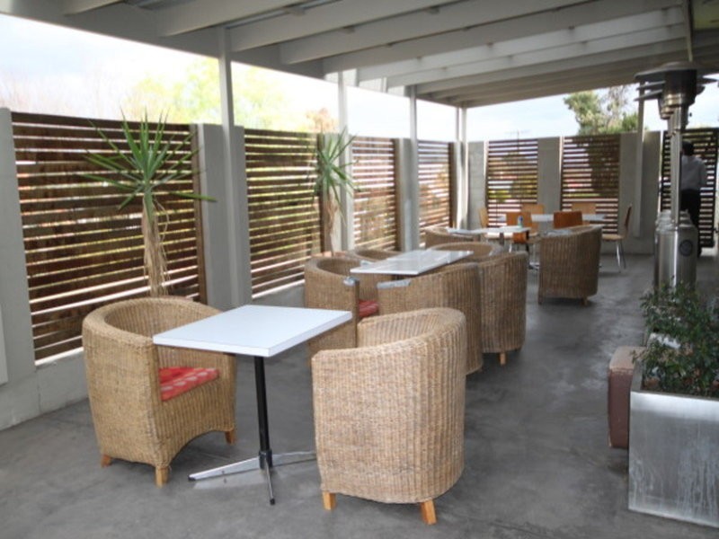 “Cafe Retro”/6 Janison Street, Tamworth NSW 2340