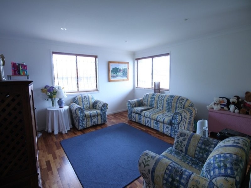 5 Girraween Avenue, Tamworth NSW 2340