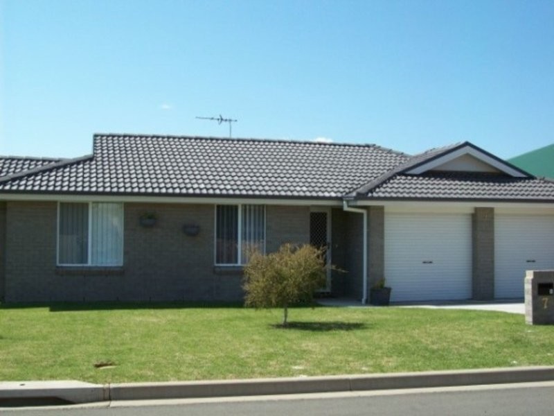 1/7 Eagle Avenue, Tamworth NSW 2340