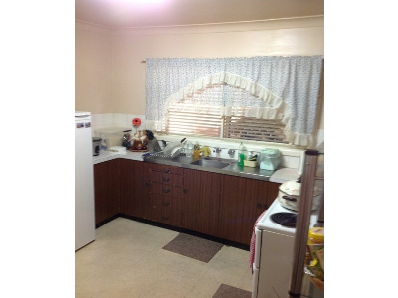 2/25 Margaret Street, Tamworth NSW 2340