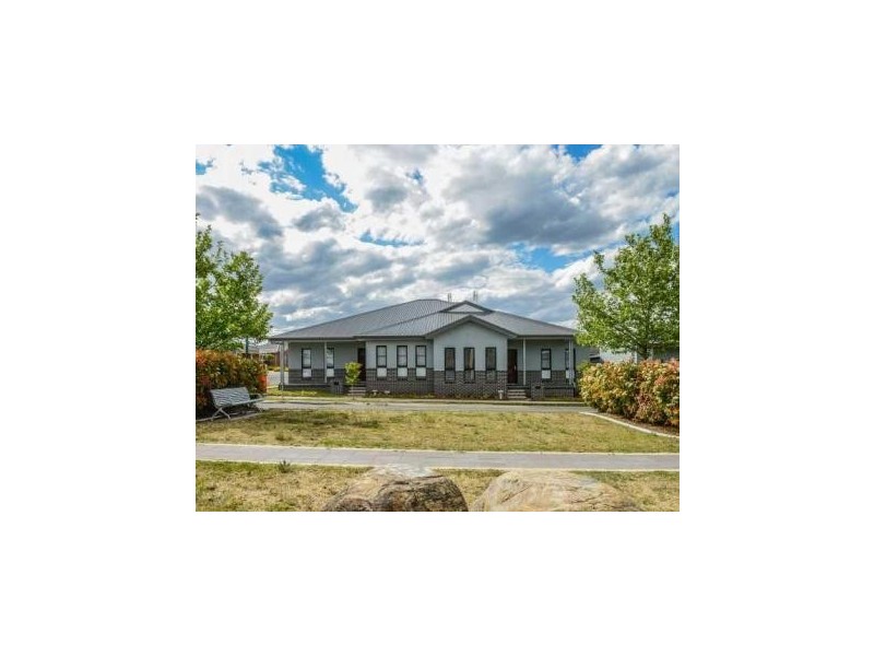 10 Boulevard Place, Tamworth NSW 2340