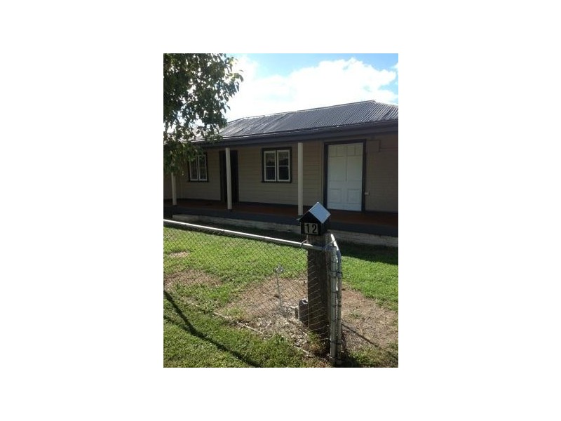 12 Lydia Street, Tamworth NSW 2340