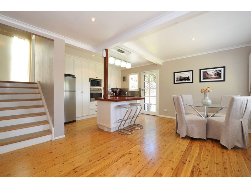 1 Bushland Ave, Tamworth NSW 2340