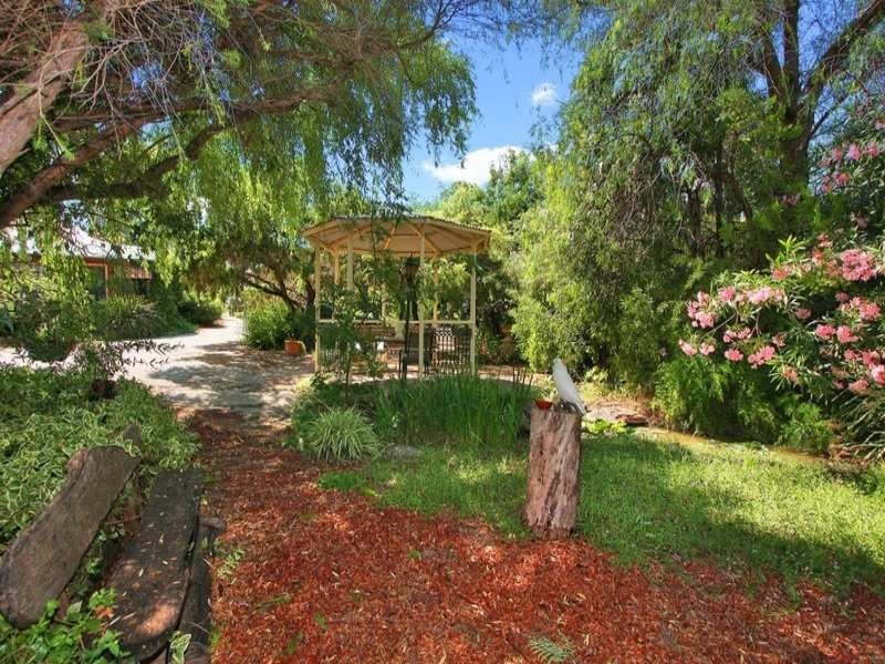 52 Rushes Creek Road, Manilla NSW 2346