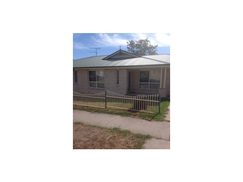 30 Phillip Street, Tamworth NSW 2340