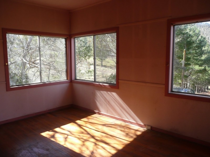 2482 Barry Road, Hanging Rock NSW 2340