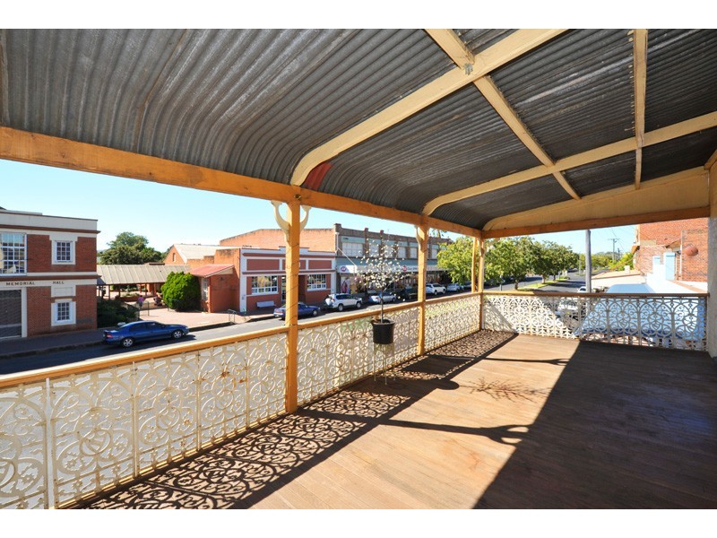 194 -196 Manilla Street, Manilla NSW 2346