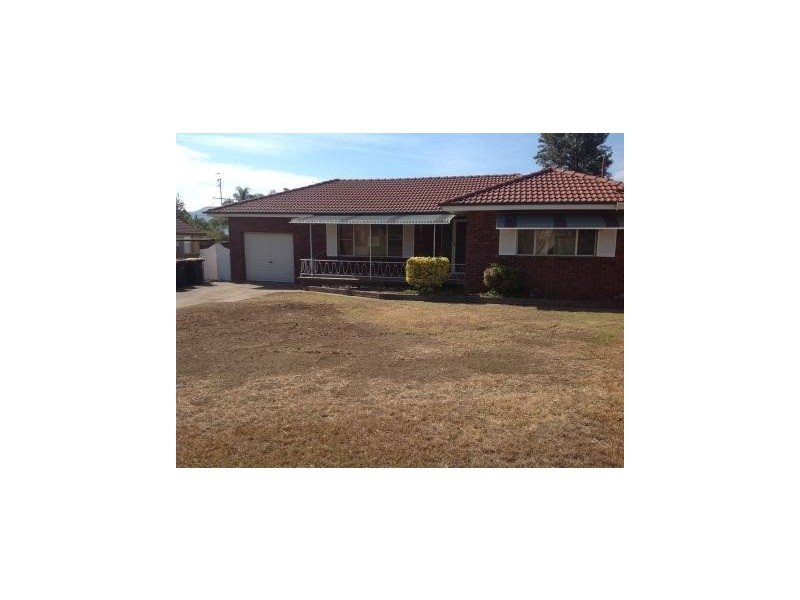 5 Murrawai Street, Tamworth NSW 2340
