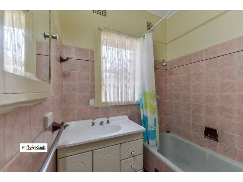 23 Heugh Street, Tamworth NSW 2340