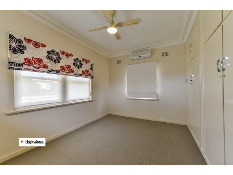 23 Heugh Street, Tamworth NSW 2340