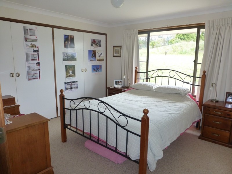 6832 New England Highway- ‘Bimbi Vale’, Kentucky NSW 2354