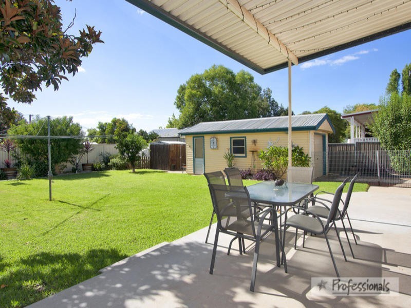 9 Churchill Street, Tamworth NSW 2340