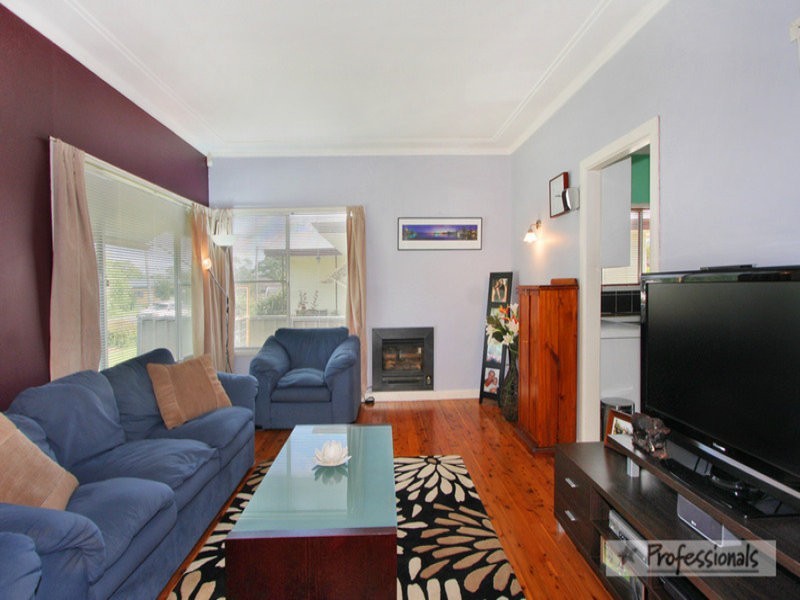 9 Churchill Street, Tamworth NSW 2340