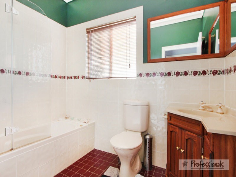 9 Churchill Street, Tamworth NSW 2340